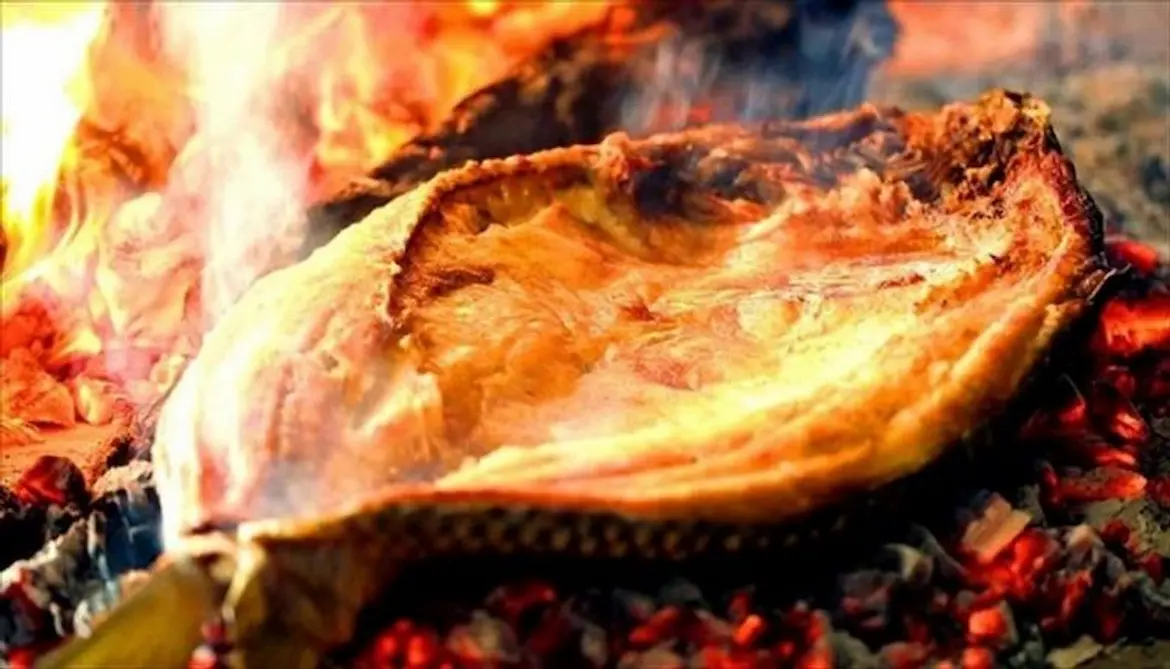 Masgouf - Traditional Iraqi grilled fish